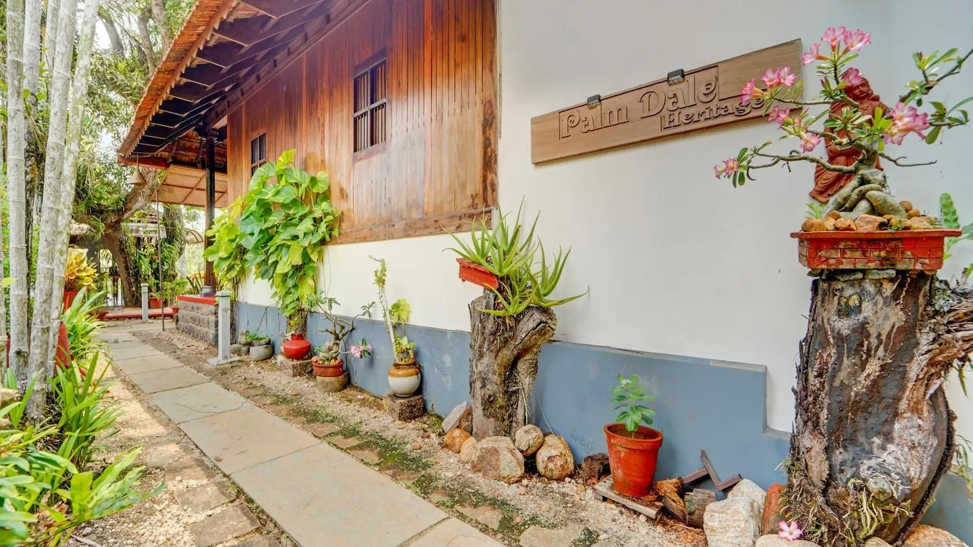 Alaya Stays Palm Dale Heritage Backwater Retreat With Garden & Restaurant Alappuzha 0*,  Ινδία