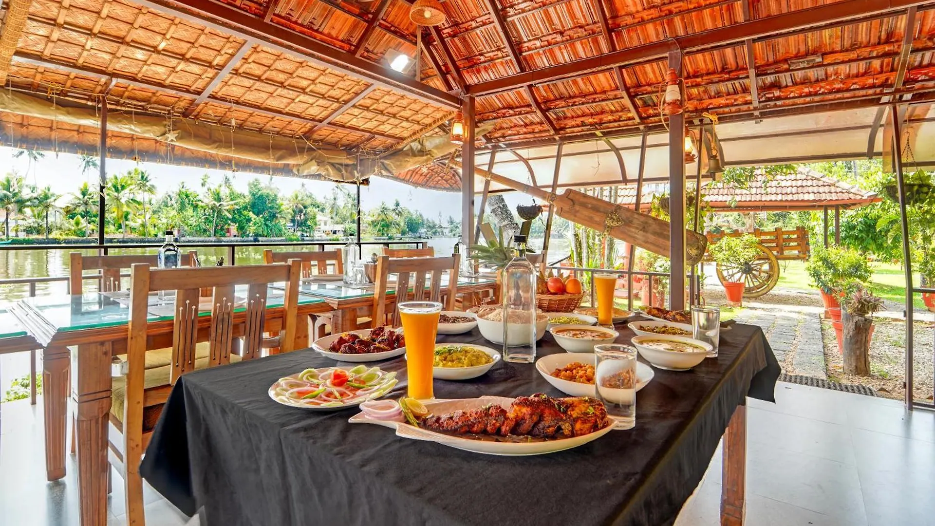 Alaya Stays Palm Dale Heritage Backwater Retreat With Garden & Restaurant Alappuzha